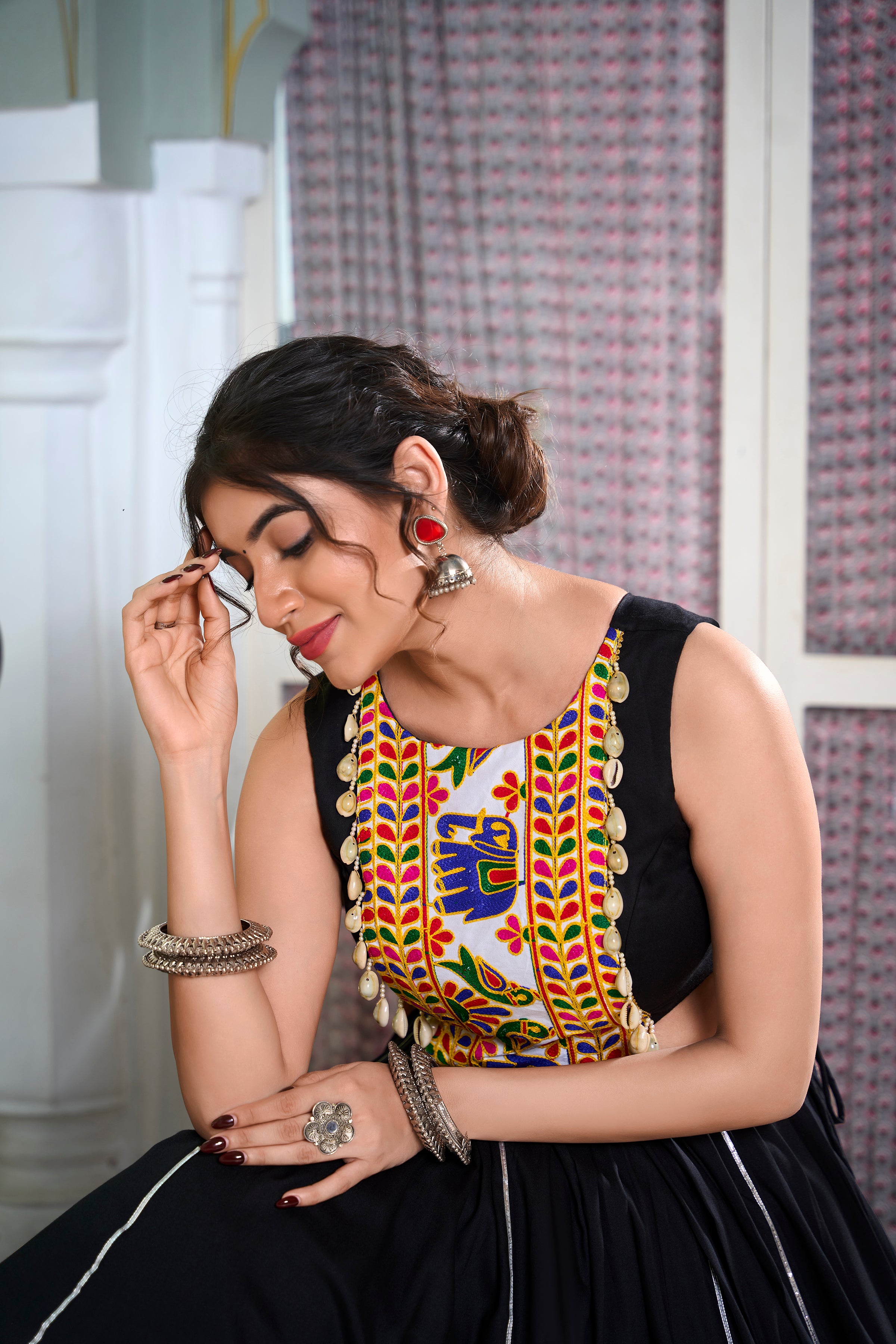 Festive Fashion atIts Best: Rayon Lehenga and Gamthi Work Blouse for Navratri β¨π